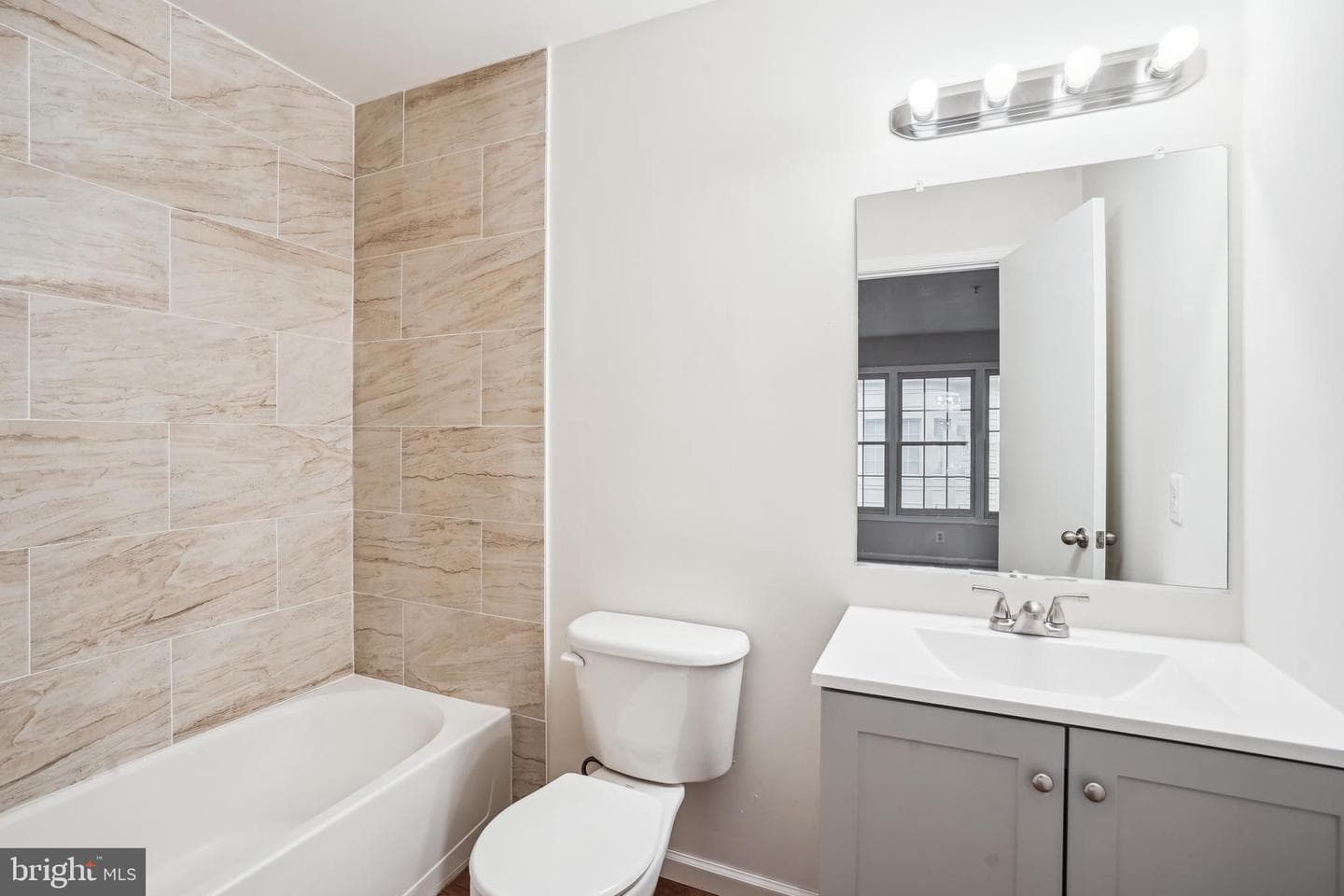 8856 Mansion View Court photo 31