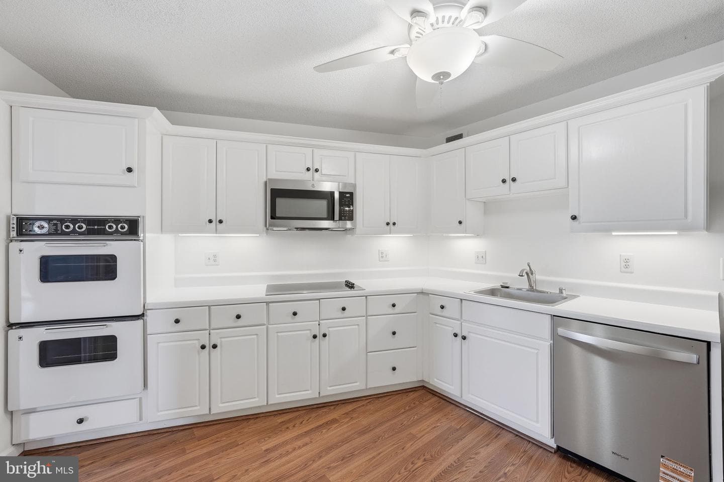 8370 Greensboro Drive #614 photo 14