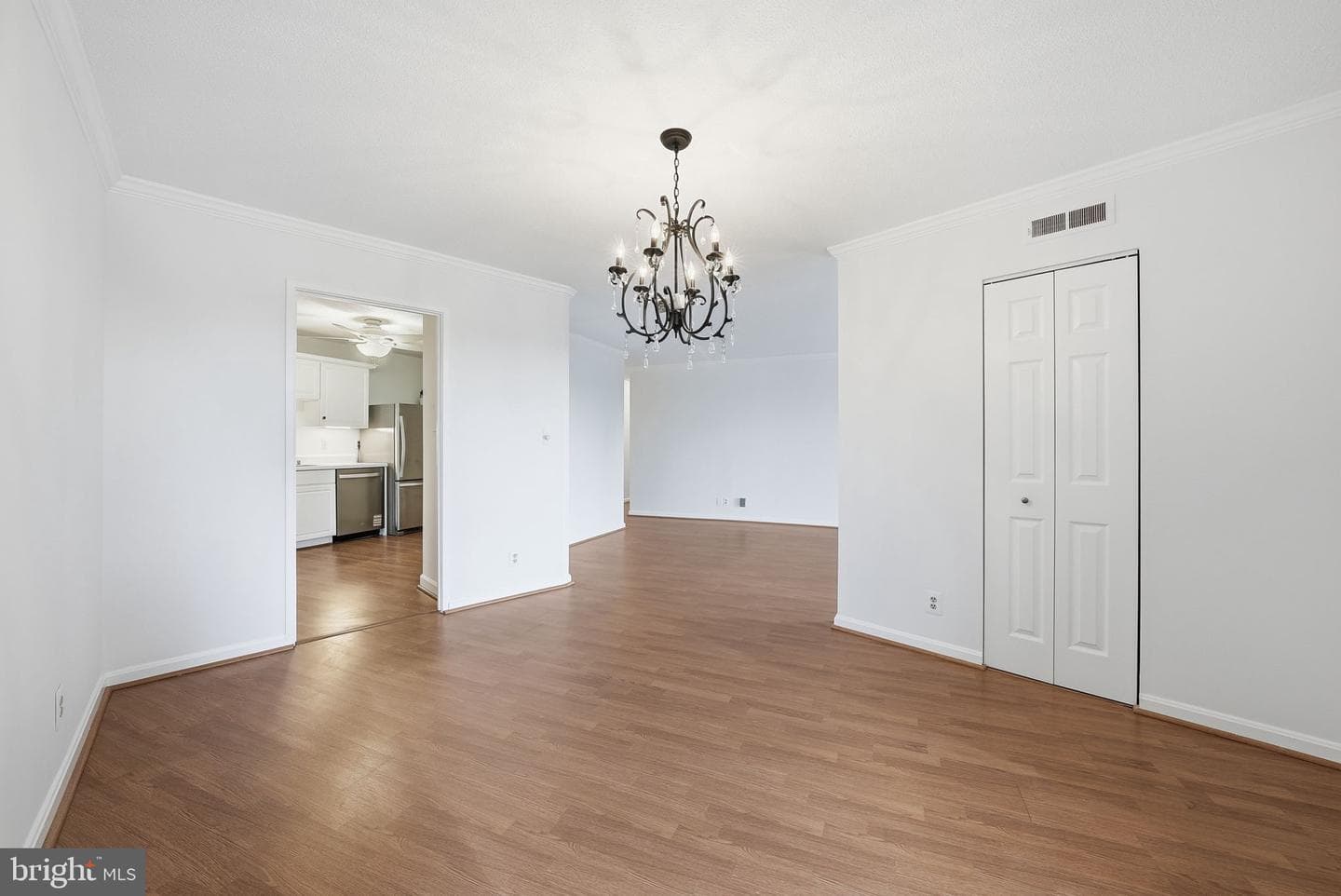 8370 Greensboro Drive #614 photo 32