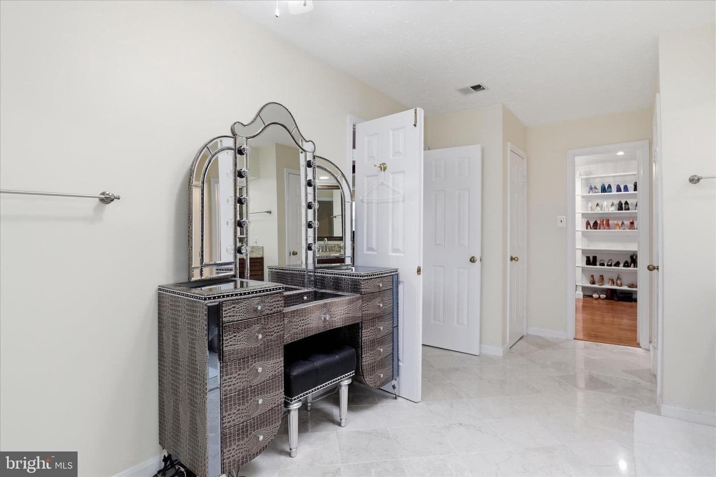 11668 Gilman Lane photo 38