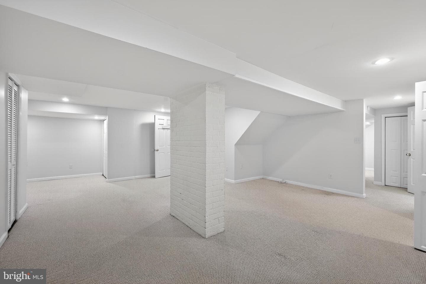 3164 Patrick Henry Drive photo 21