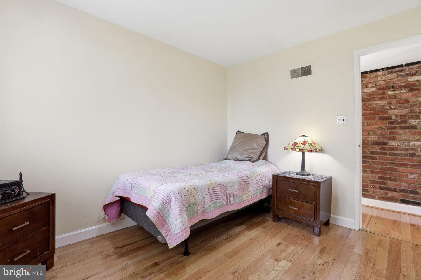 6811 Valley Brook Drive photo 23