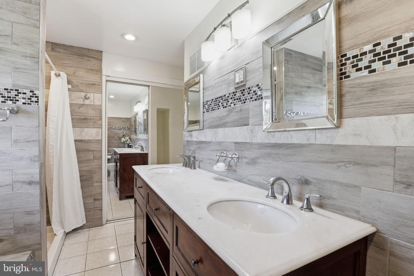 6811 Valley Brook Drive photo 30