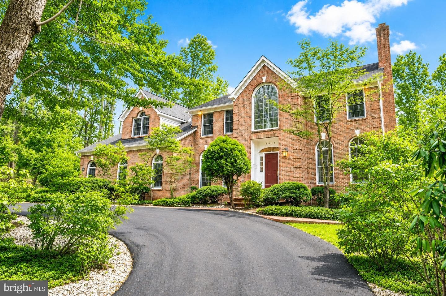 6612 Colchester Road, Clifton