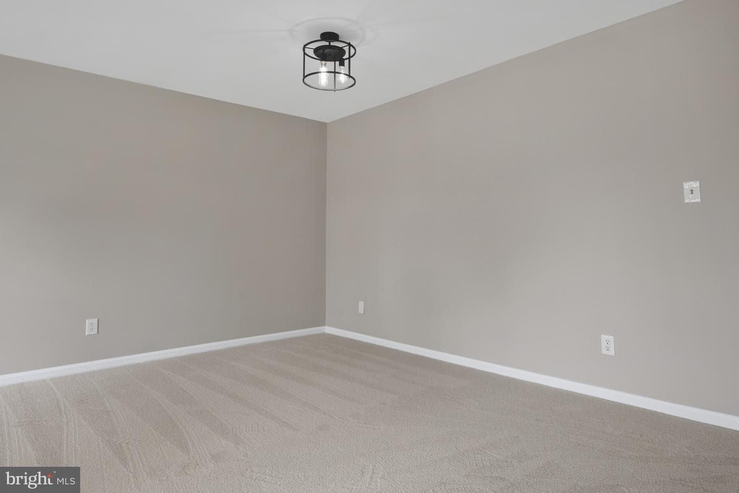 13770 Flowing Brook Court photo 14