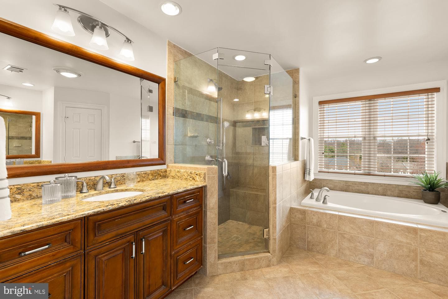 10009 Thompson Ridge Court photo 36