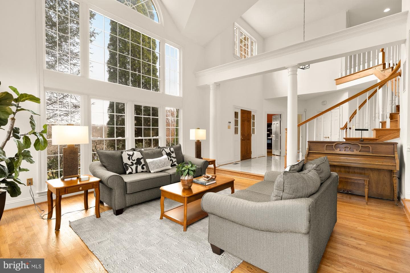 10009 Thompson Ridge Court photo 5