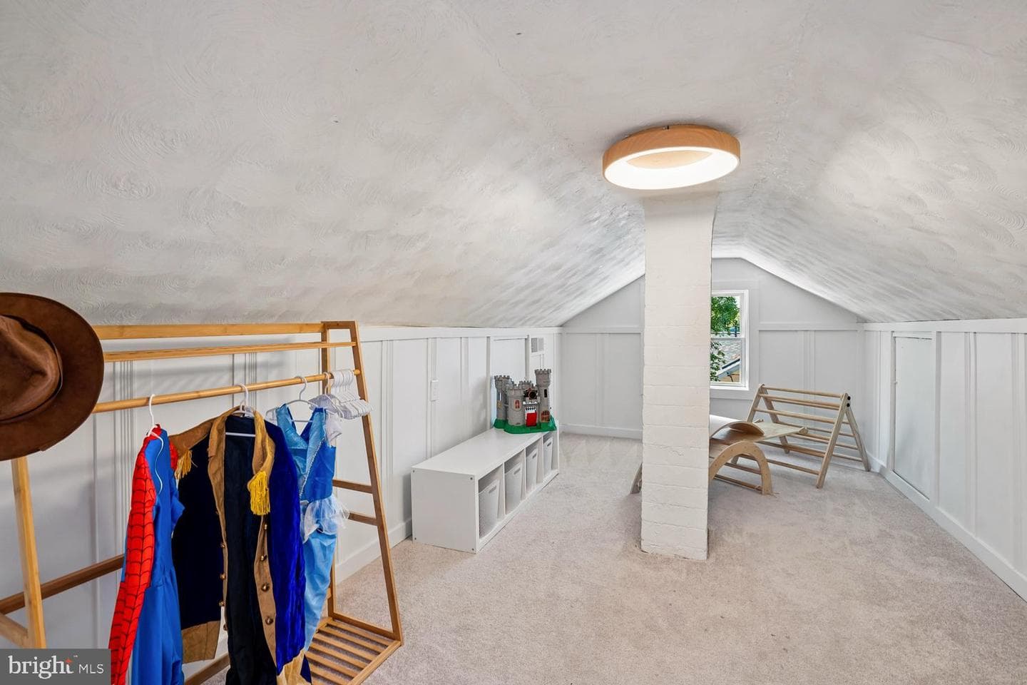 2953 Strathmeade Street photo 38