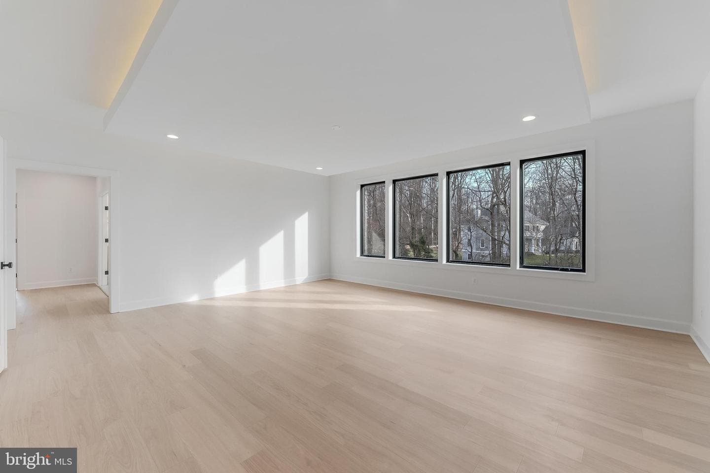 731 Ellsworth Avenue photo 36
