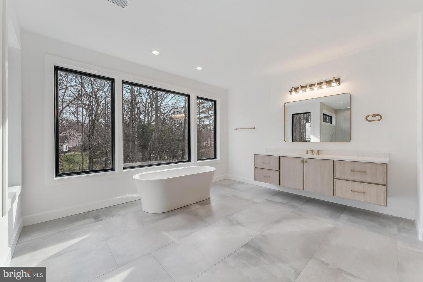 731 Ellsworth Avenue photo 40