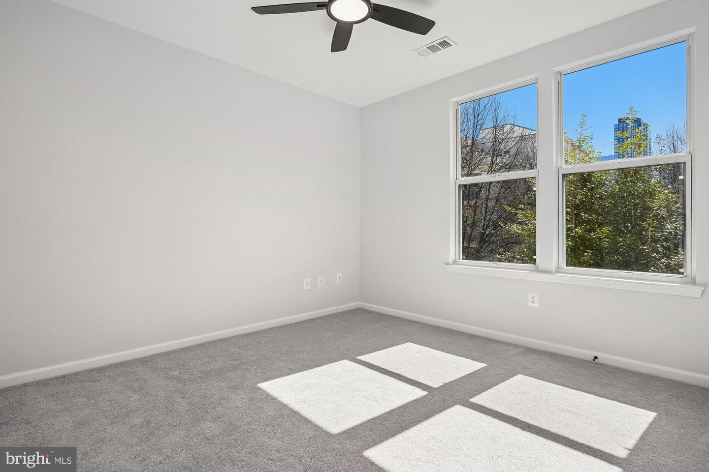 12000 Market Street #371 photo 7