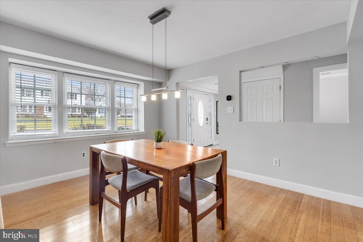13113 Madonna Lane photo 3
