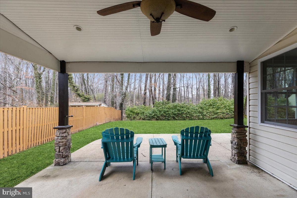 13113 Madonna Lane photo 8