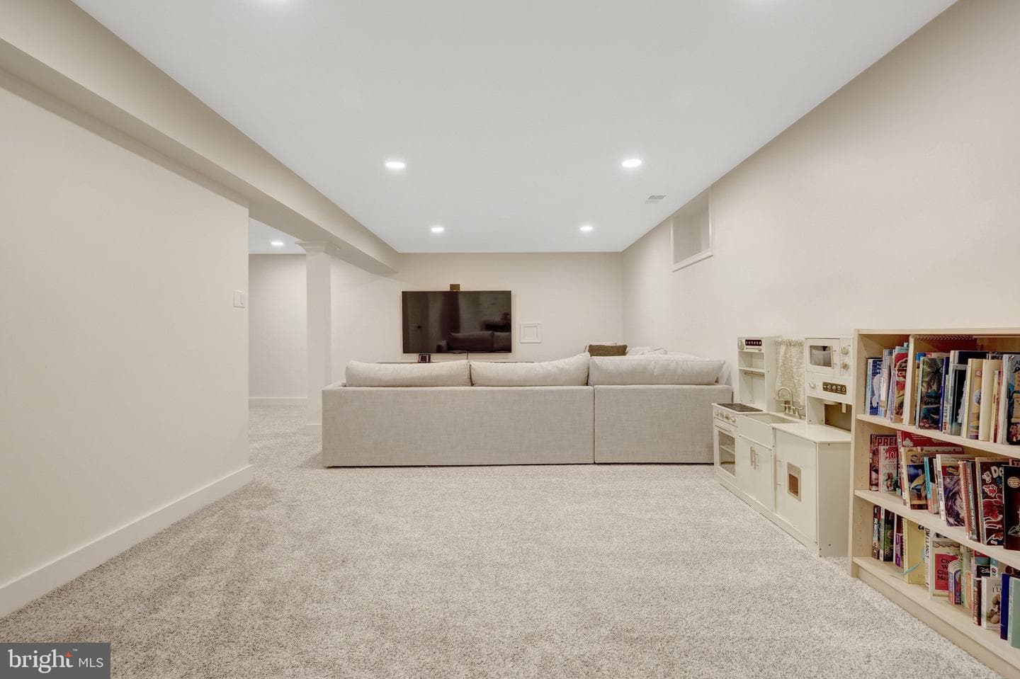 2818 Center Ridge Drive photo 47