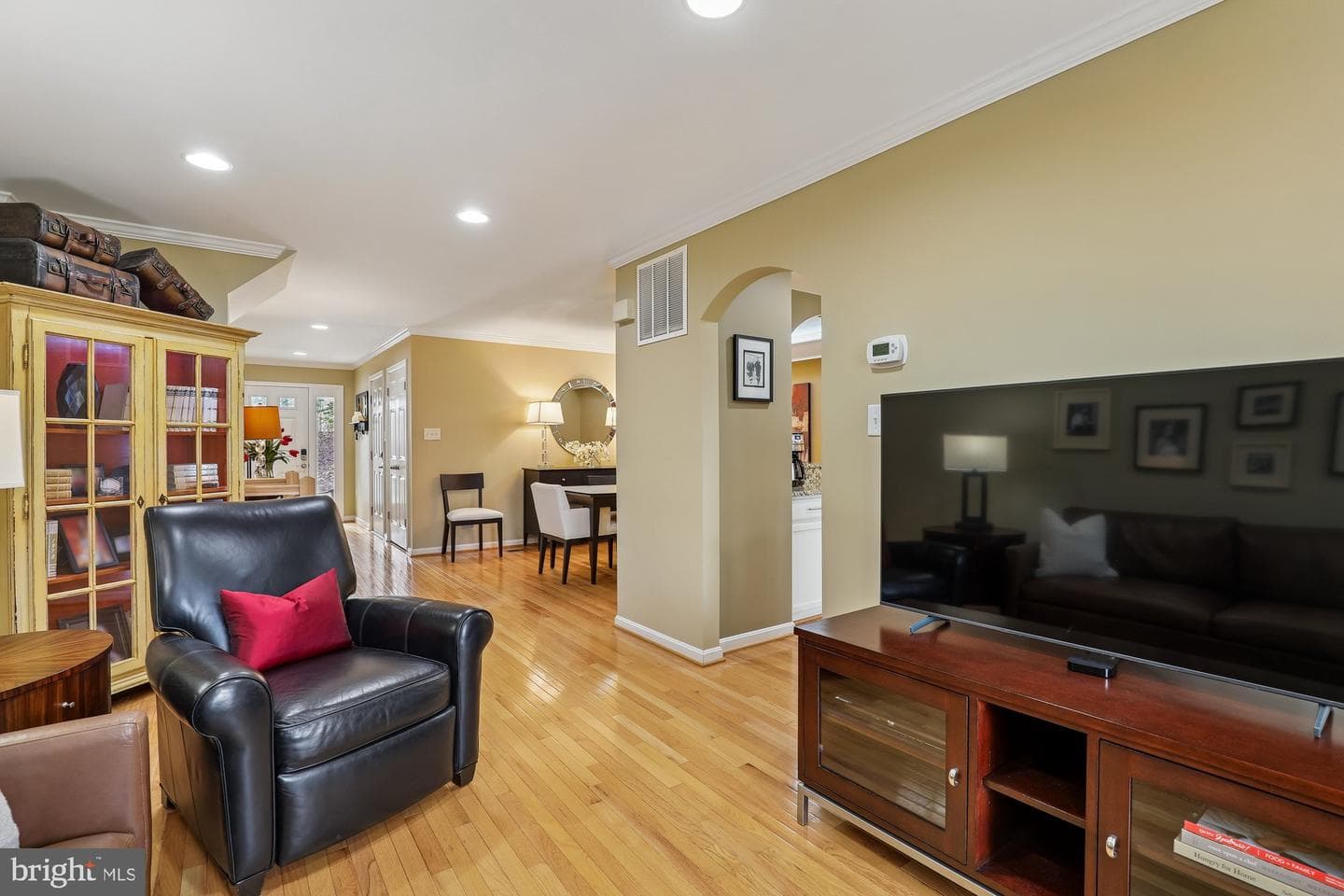 8019 Galla Knoll Circle photo 7