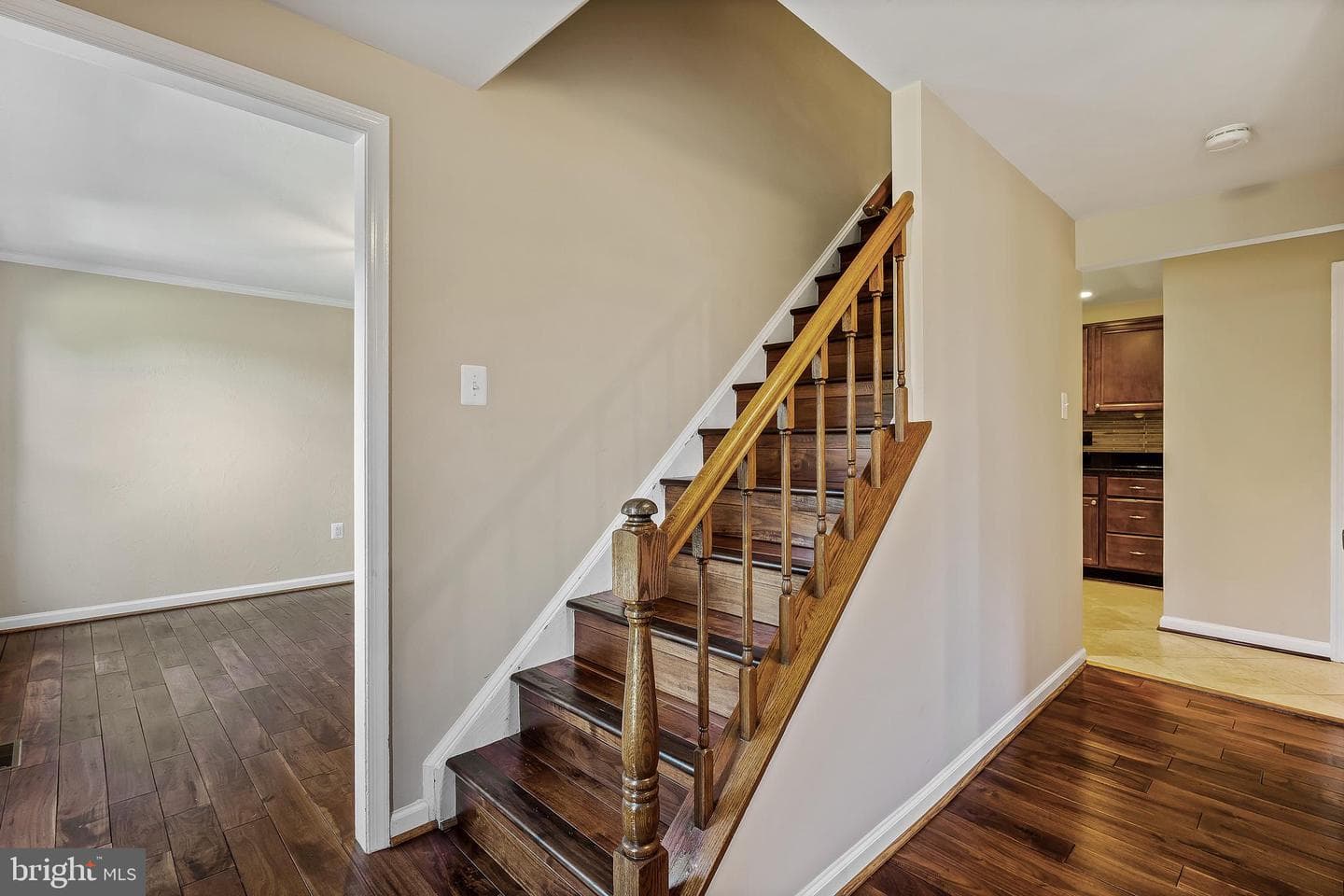 6110 Green Cap Place photo 6