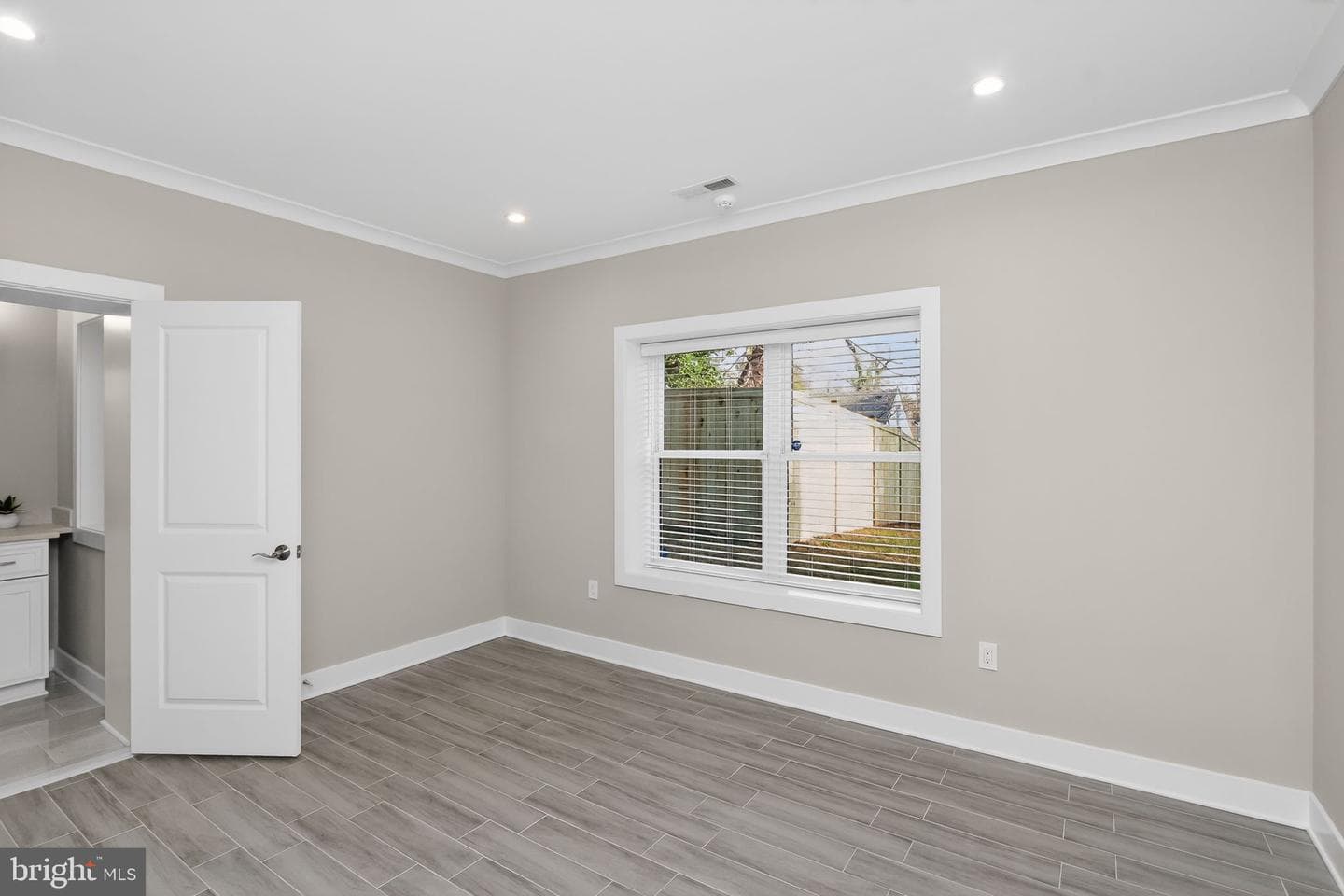 6506 Chesterfield Avenue photo 45
