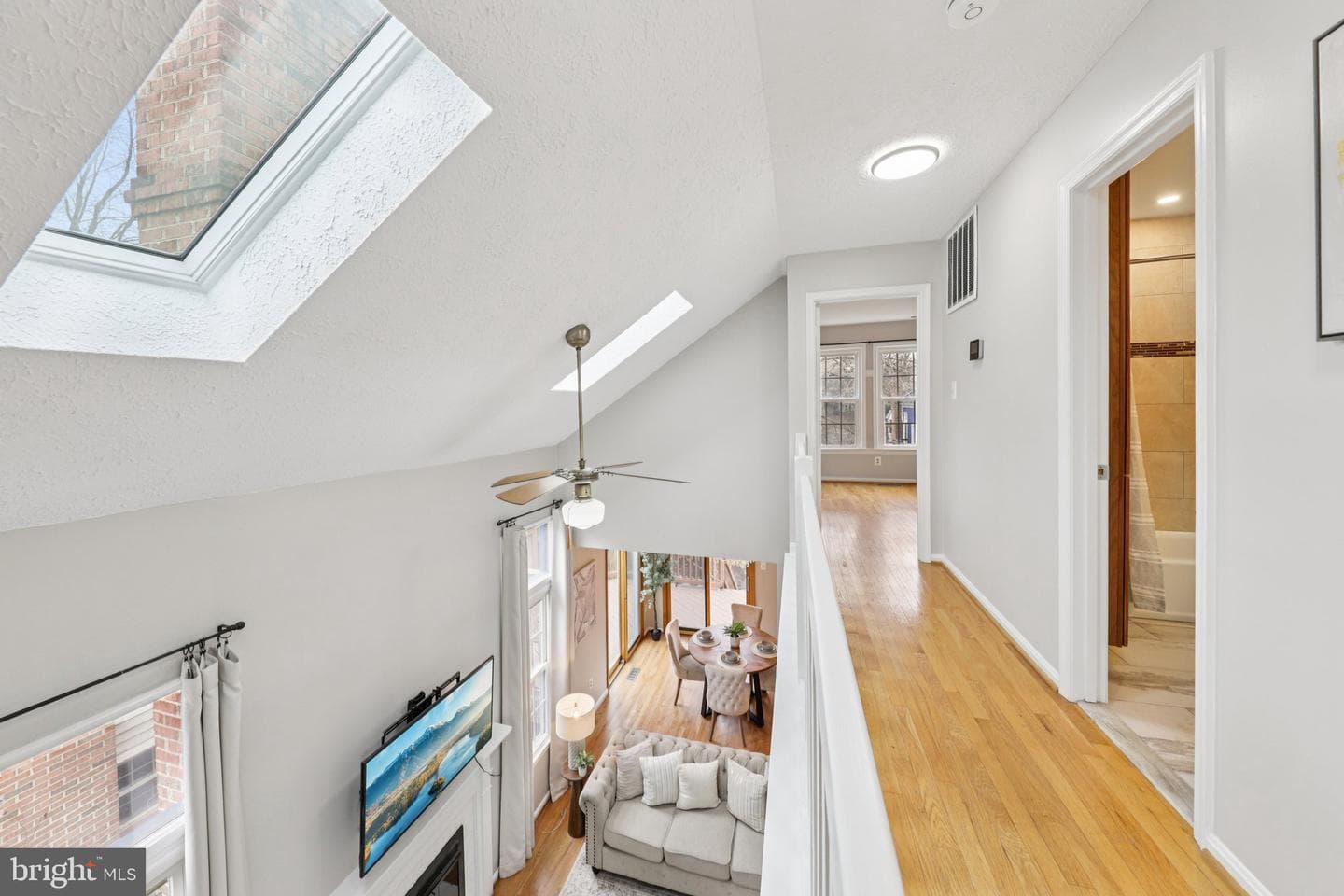 8413 Hollis Lane photo 24