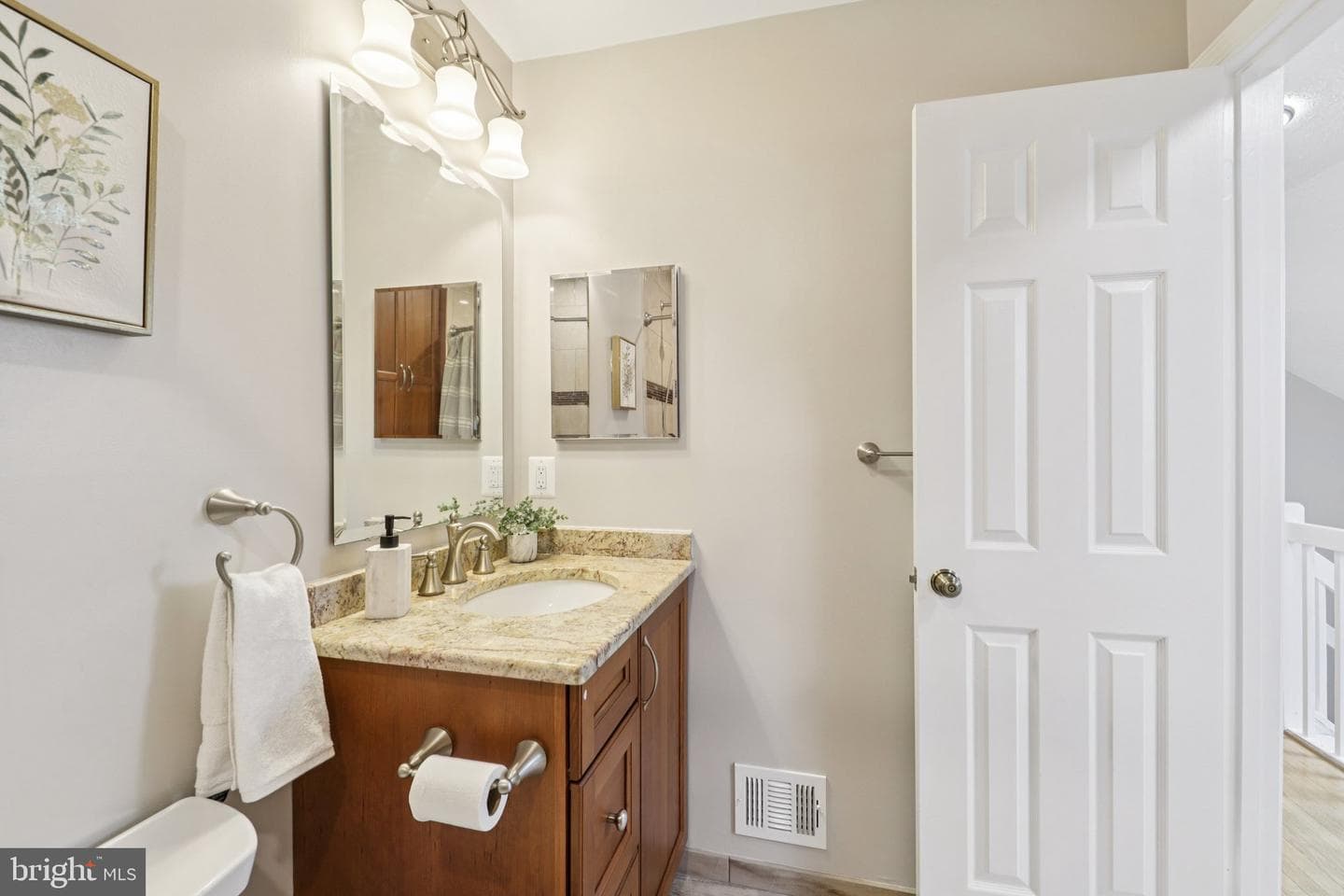 8413 Hollis Lane photo 36