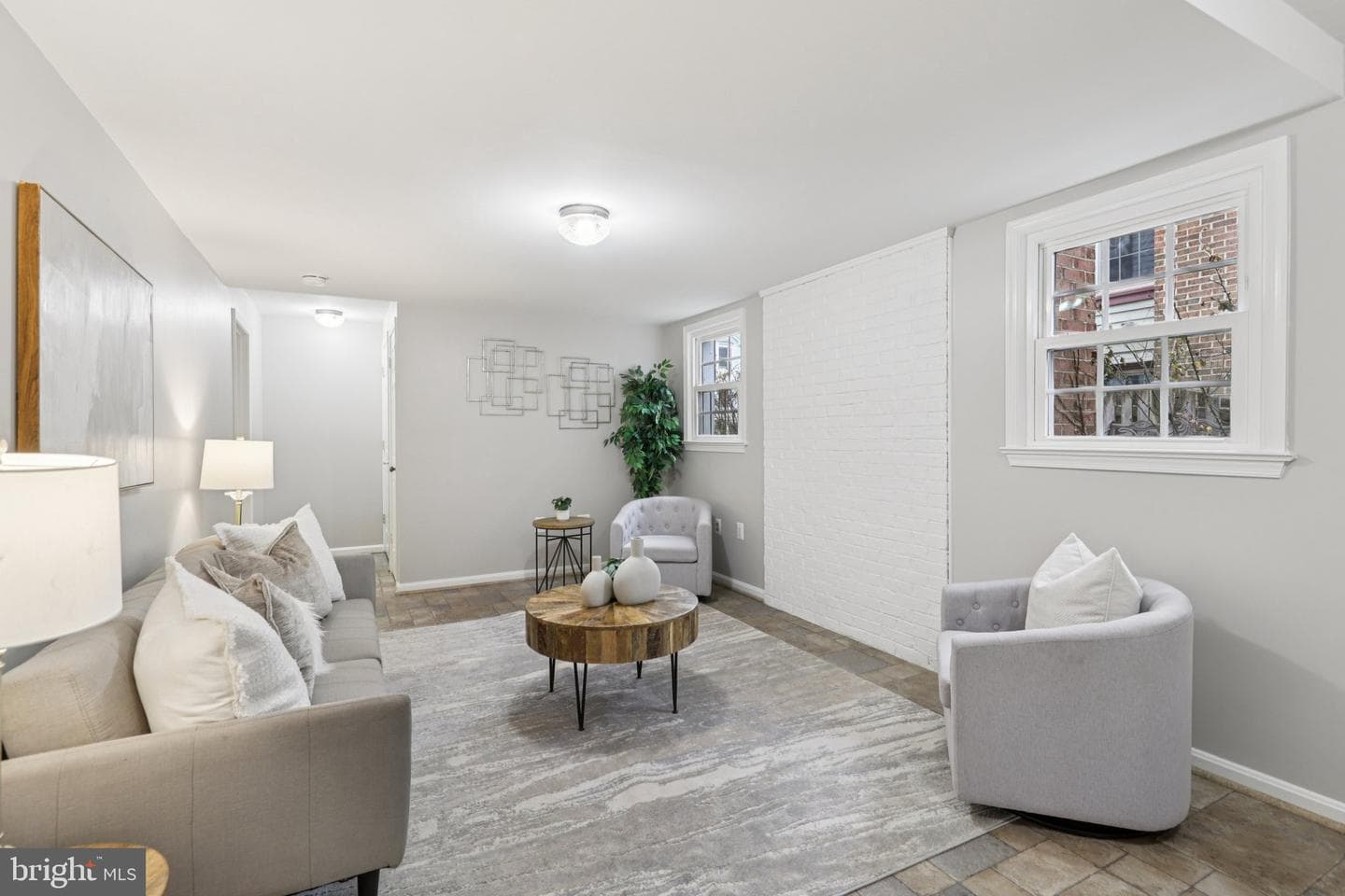 8413 Hollis Lane photo 38