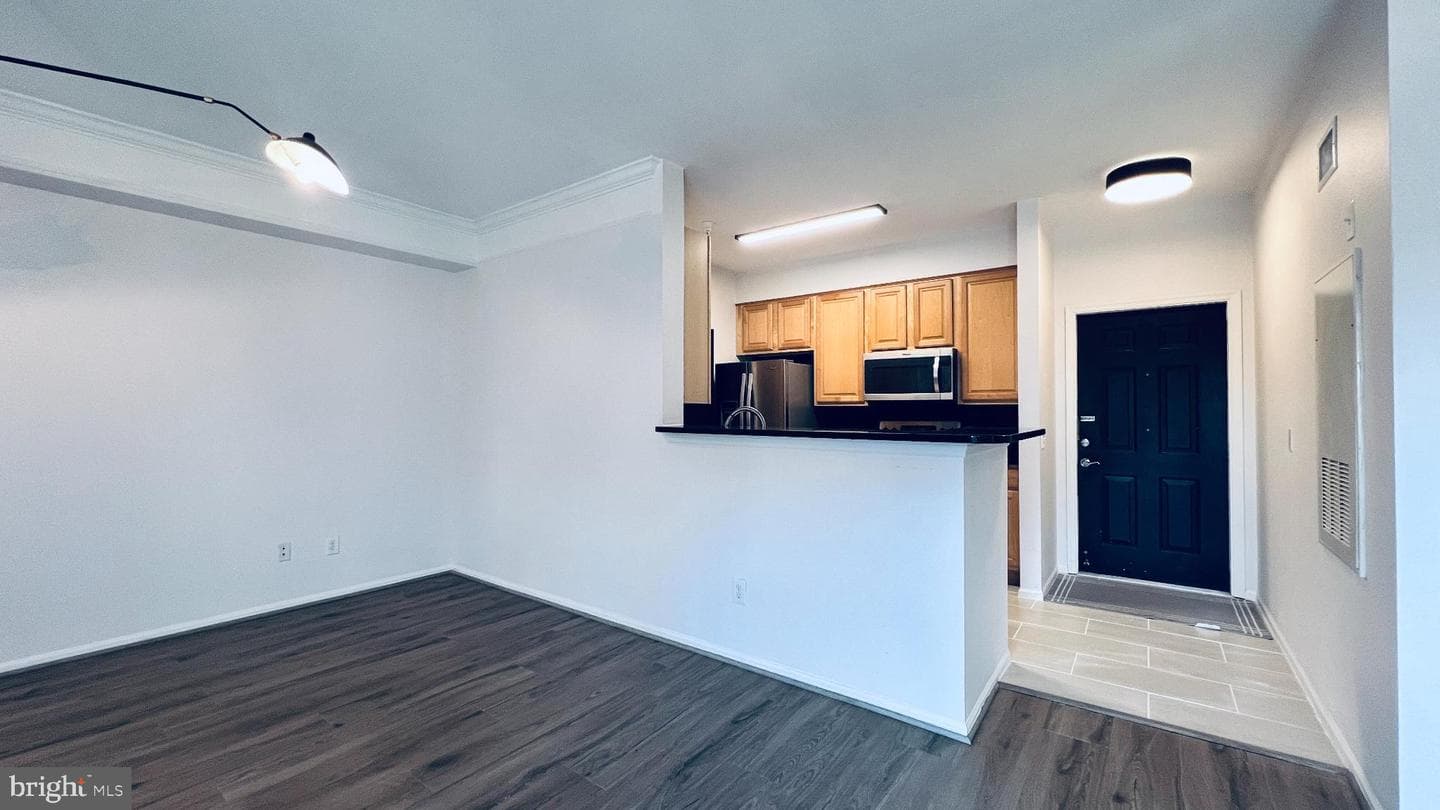 1600 Spring Gate Drive #2206 photo 7
