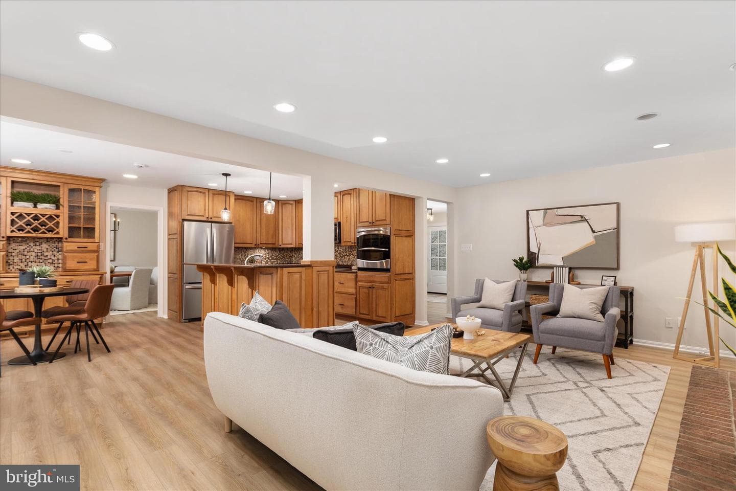 9910 Chase Hill Court photo 18