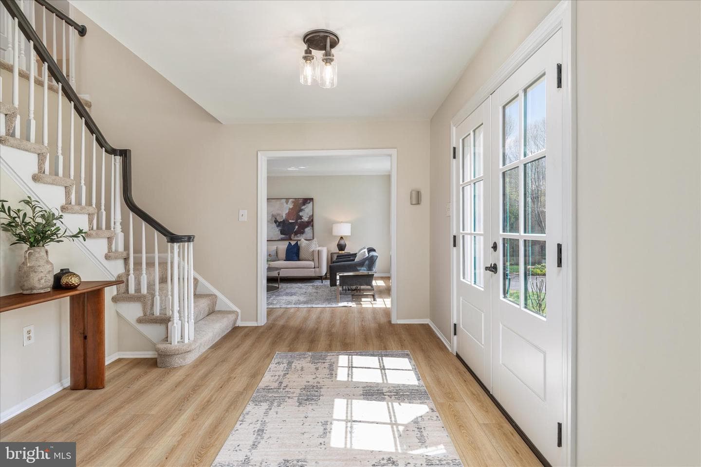 9910 Chase Hill Court photo 4