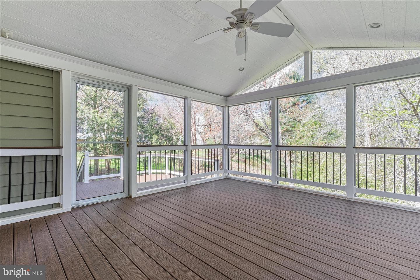 9910 Chase Hill Court photo 40