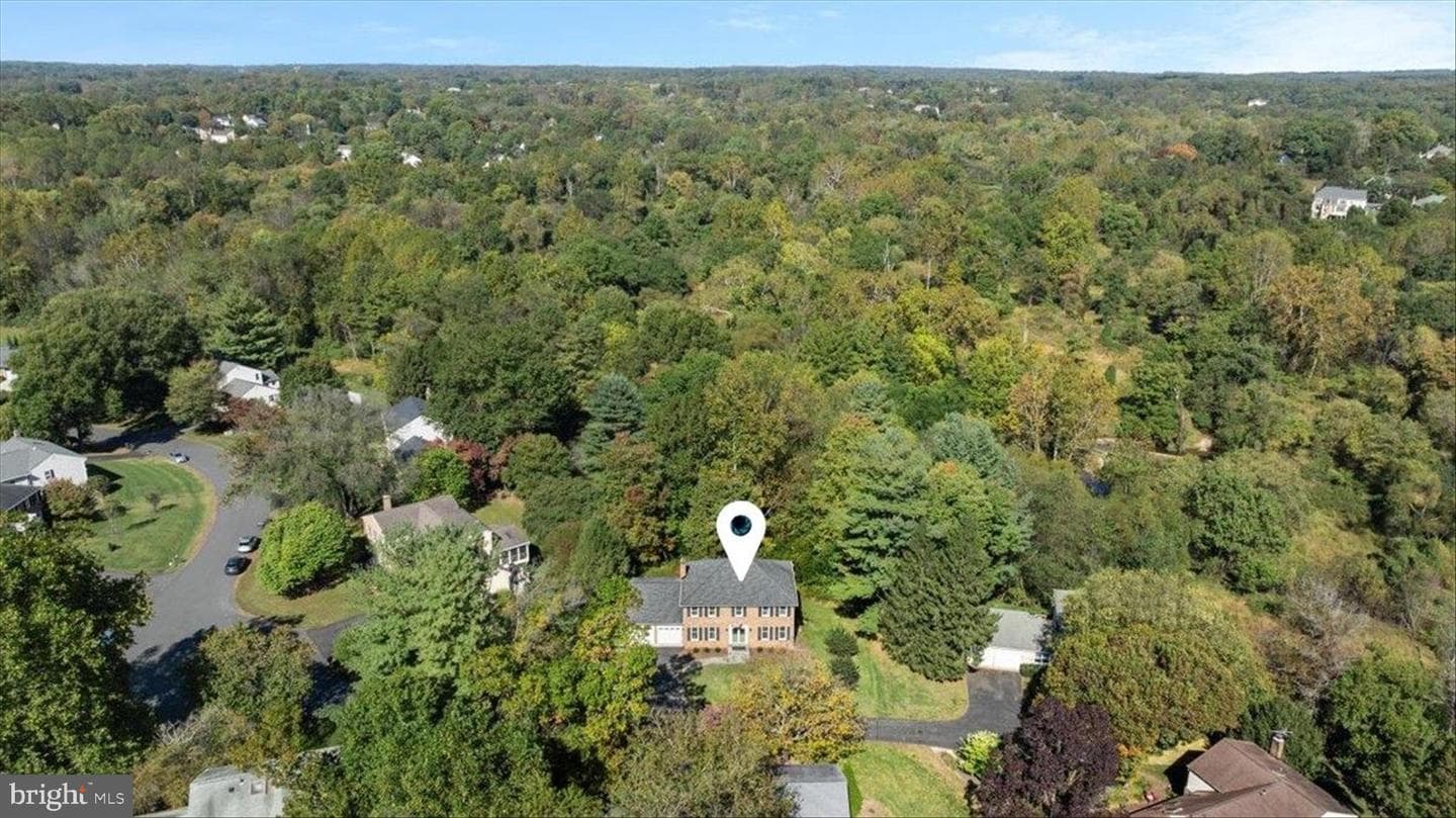 9910 Chase Hill Court photo 45