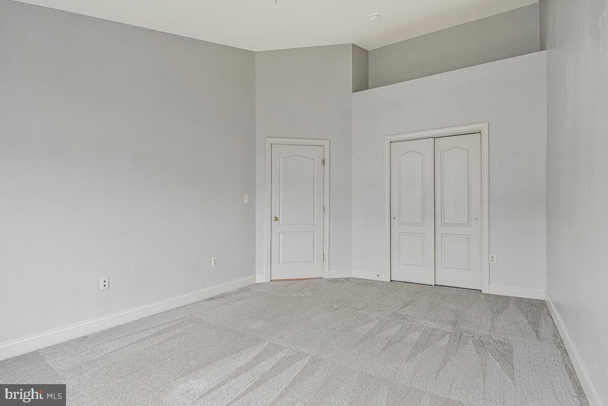 8045 Gatehouse Road #17 photo 17