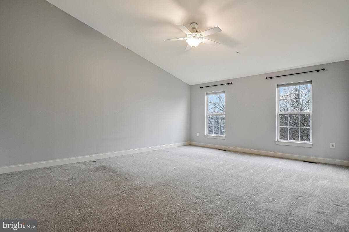 8045 Gatehouse Road #17 photo 23