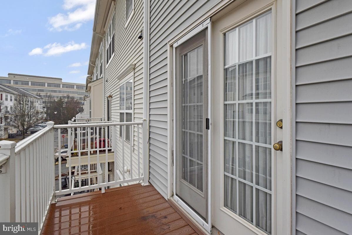 8045 Gatehouse Road #17 photo 29