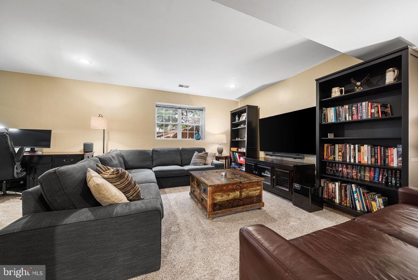 2784 Devonshire Garden Court photo 39