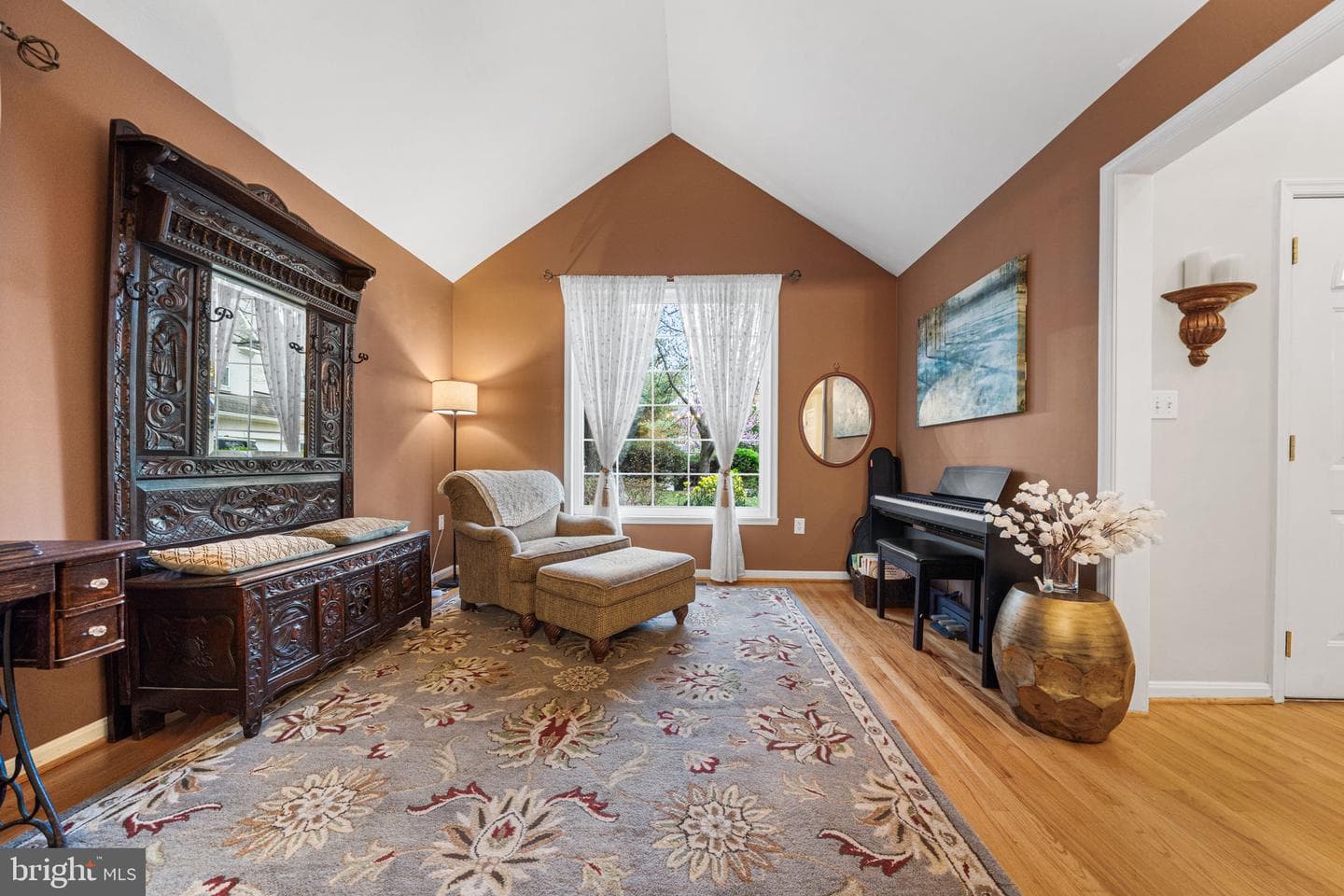 2784 Devonshire Garden Court photo 7
