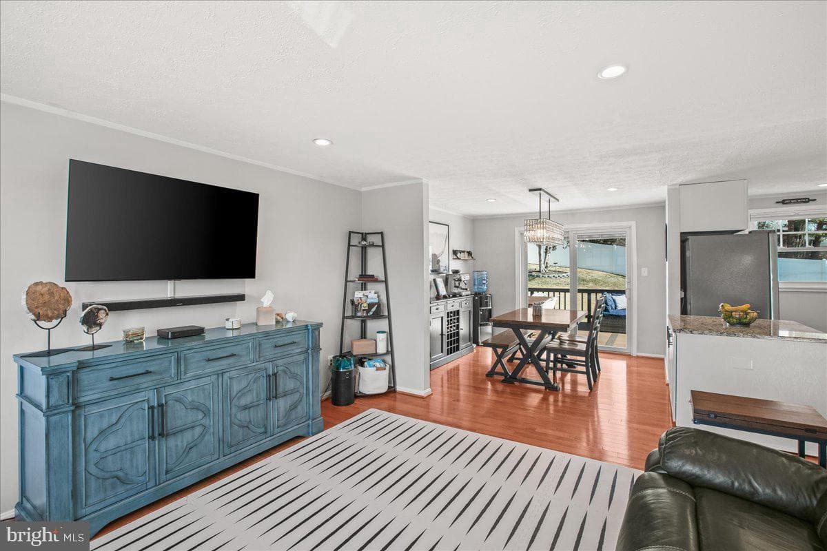 5829 Parakeet Drive photo 6