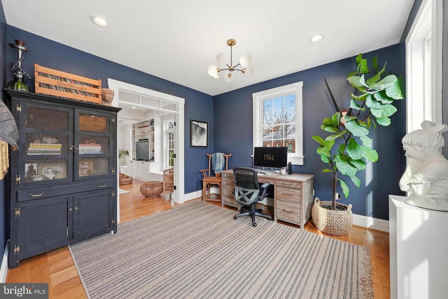 370 Holmes Drive NW photo 17