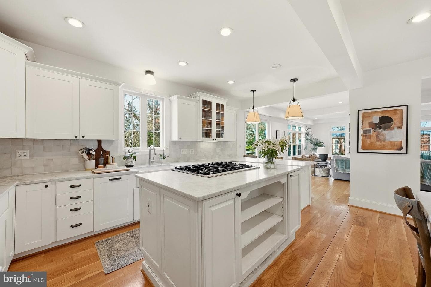 370 Holmes Drive NW photo 28