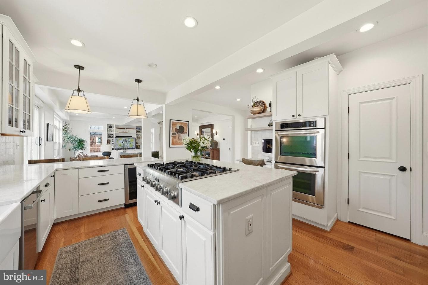 370 Holmes Drive NW photo 29