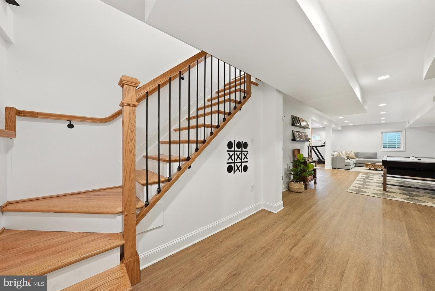 370 Holmes Drive NW photo 50