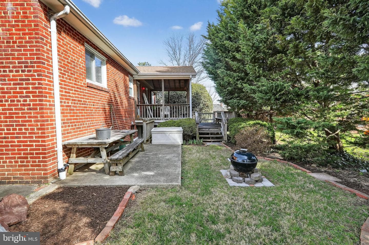 6001 Dinwiddie Street photo 35