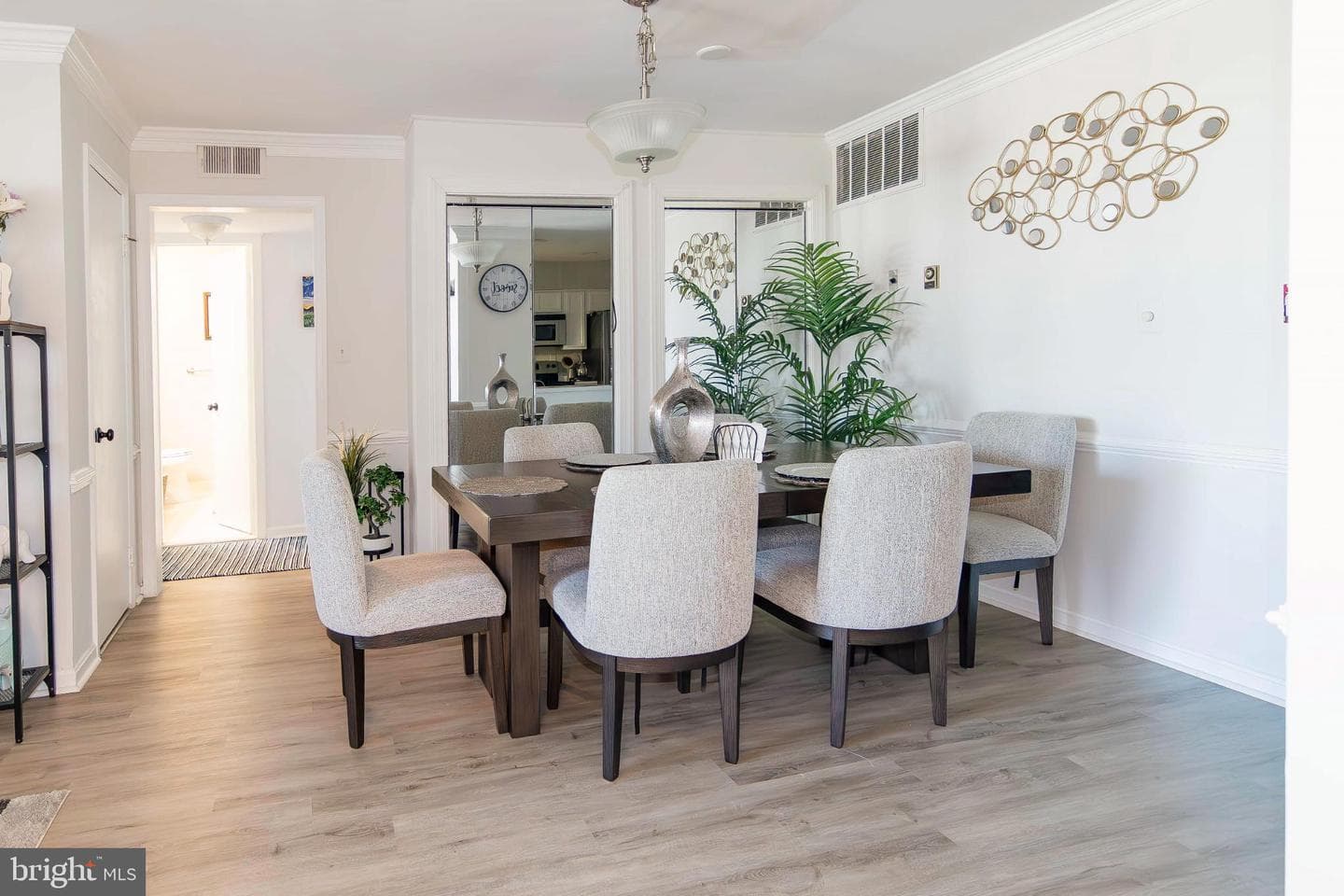 3125 Patrick Henry Drive #230 photo 2