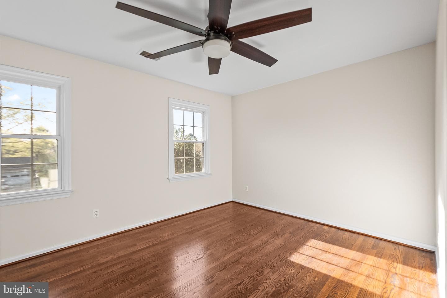 8805 Teresa Ann Court photo 38