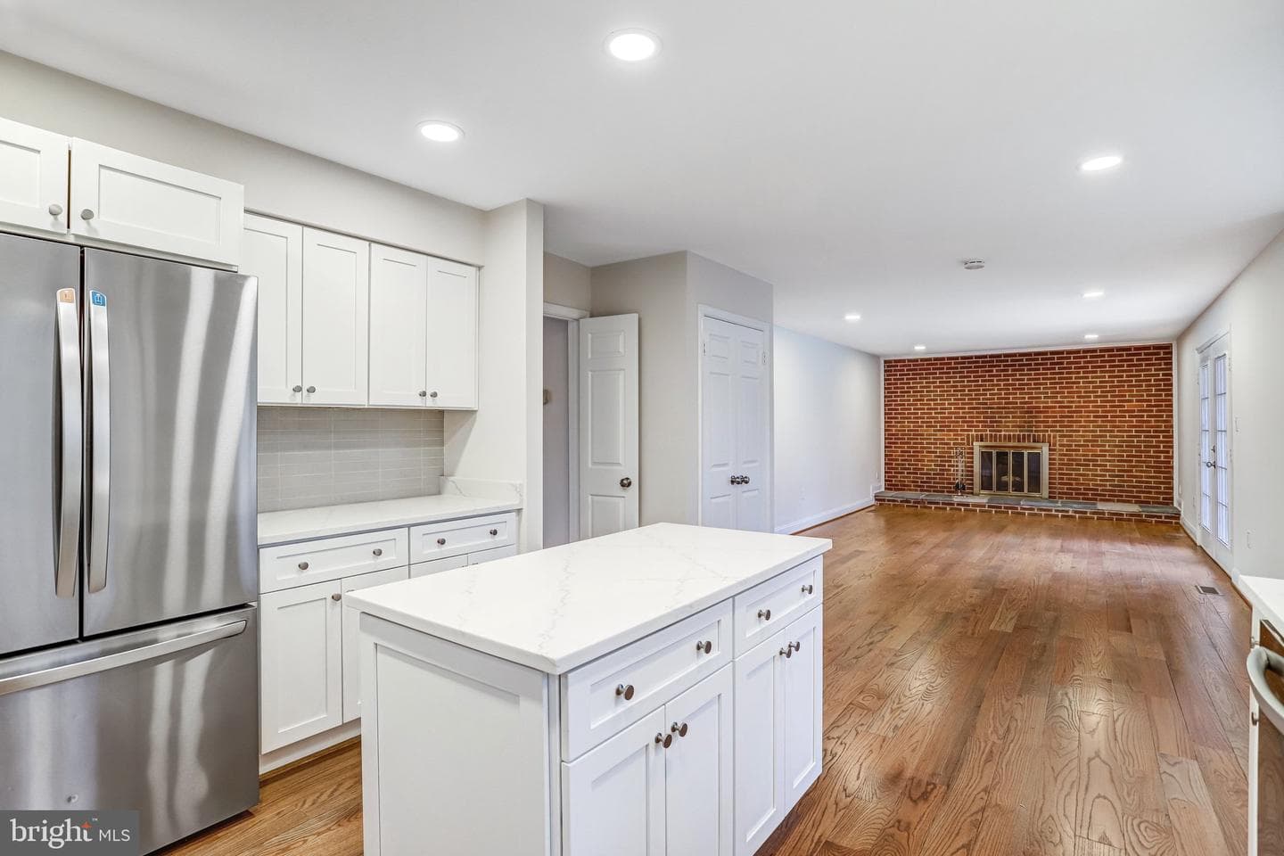 7820 Antiopi Street photo 56