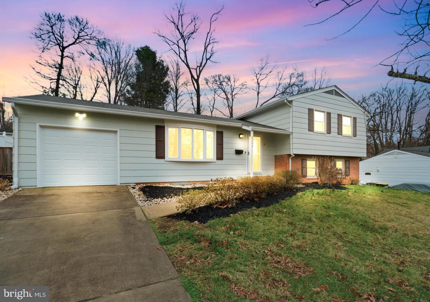 9204 Ashmeade Drive