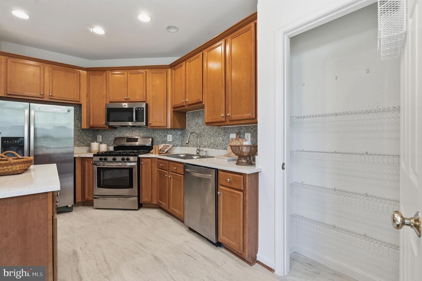 2313 Huntington Station Court photo 35