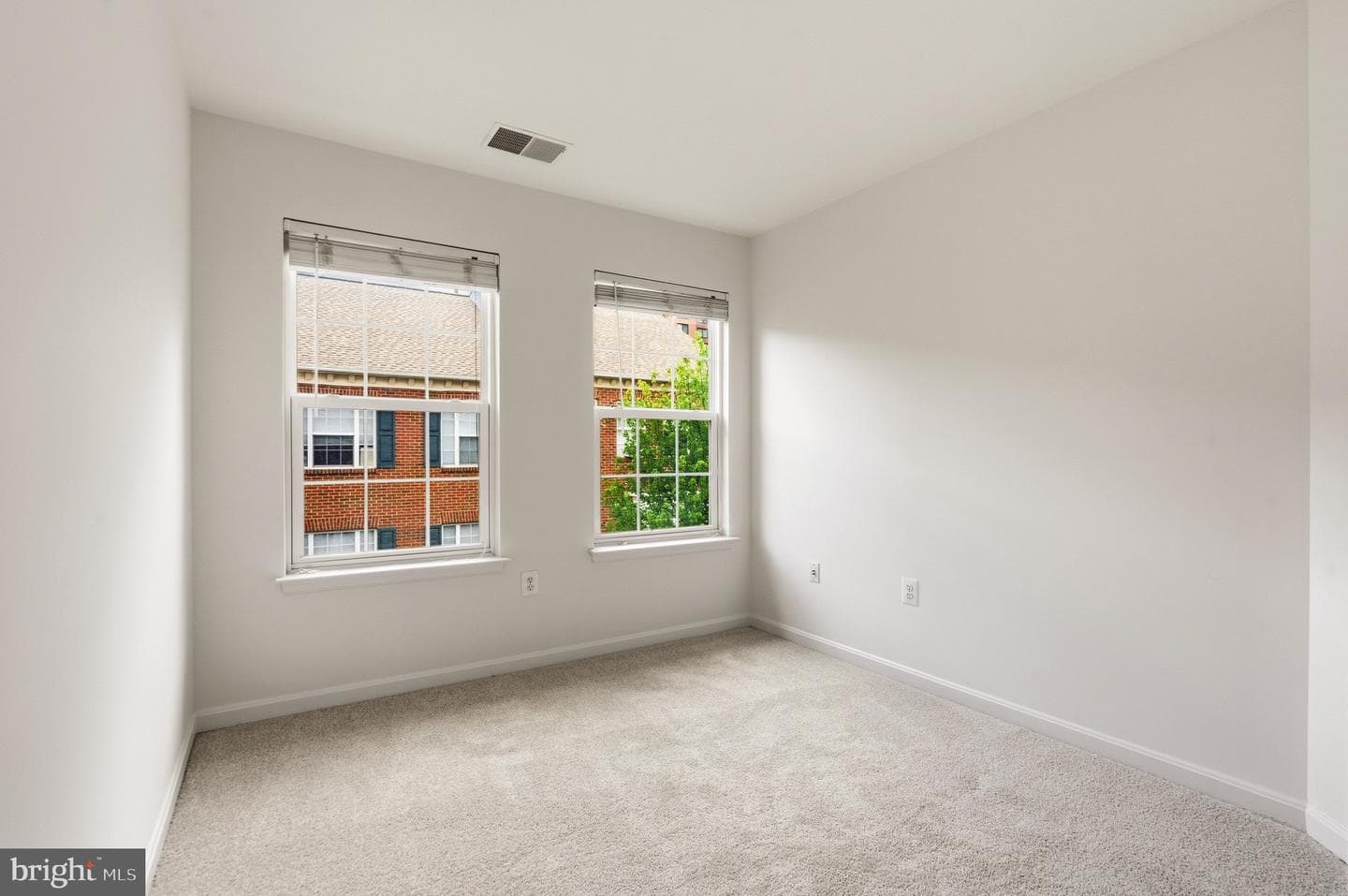 2313 Huntington Station Court photo 57