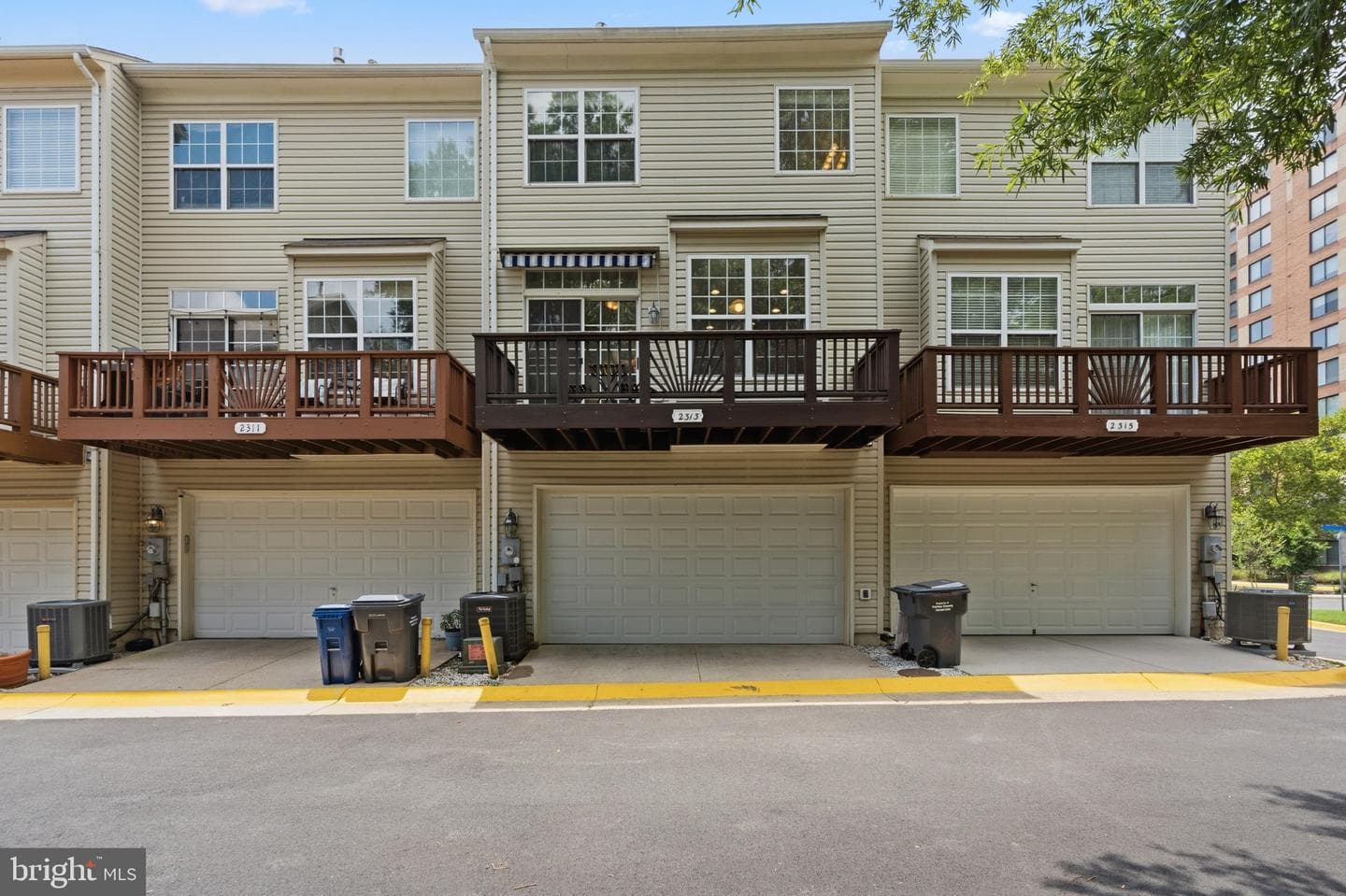 2313 Huntington Station Court photo 61