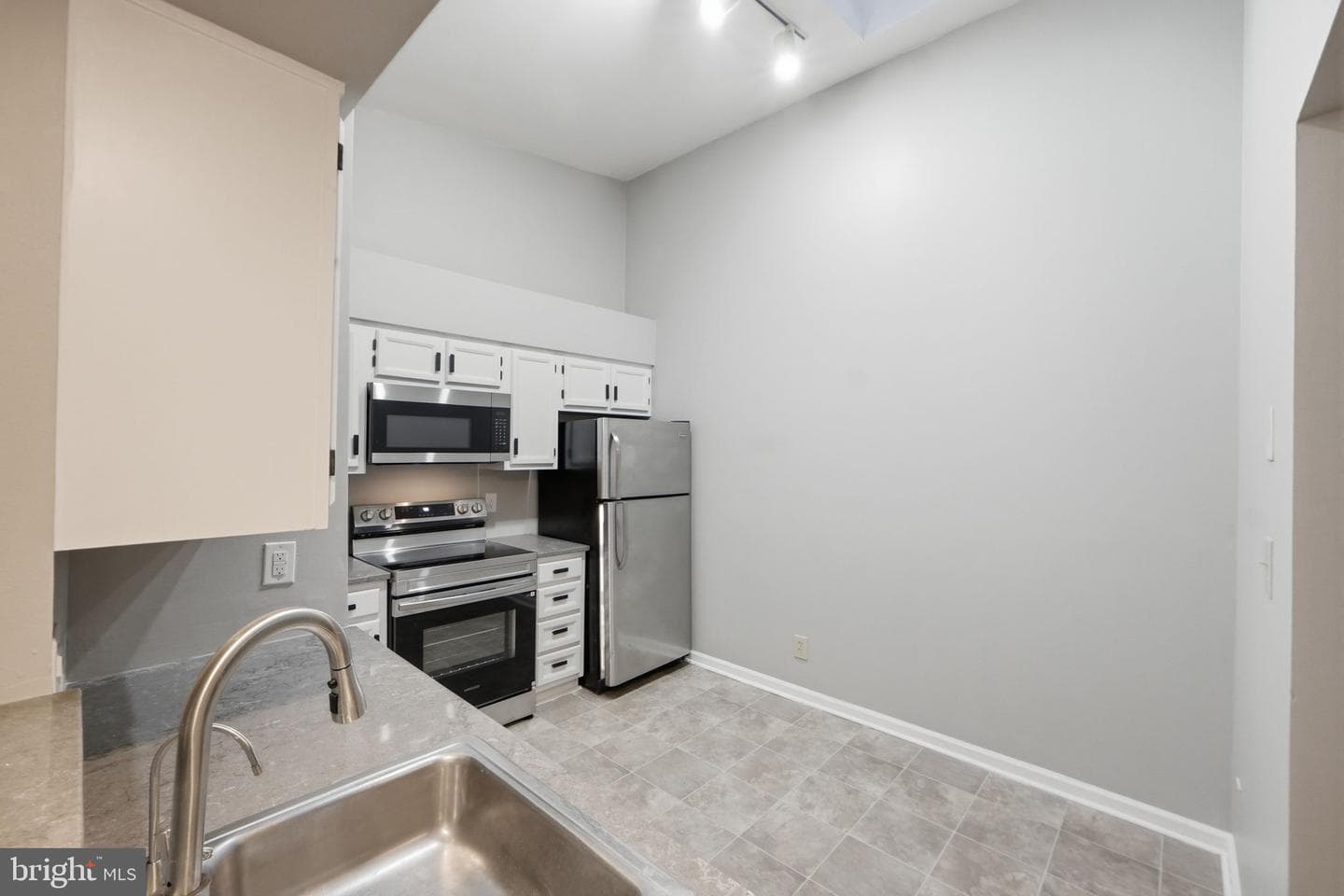 7513 Ashby Lane #l photo 10