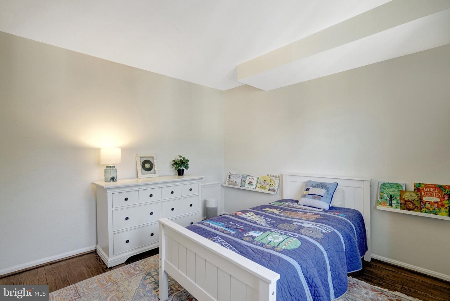 2008 Swan Terrace photo 44