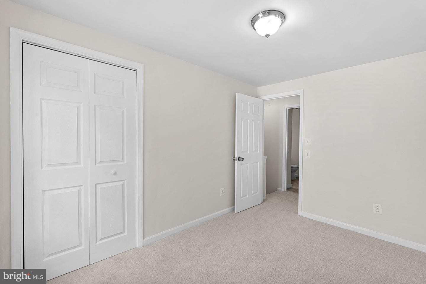 6037 Meyers Landing Court photo 24